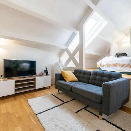 Mercadores By Amber Star Rent * Porto